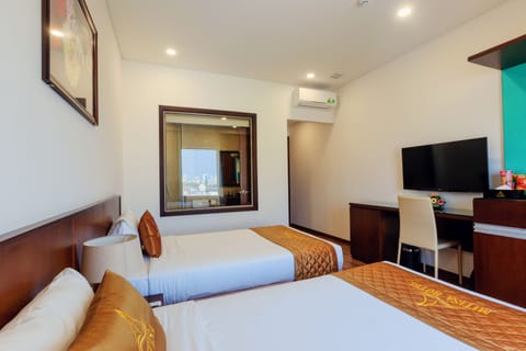 Deluxe Twin Room, City View | View from room