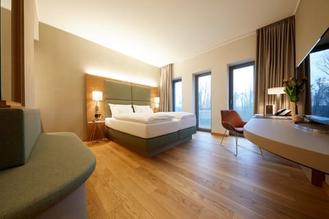 Double Room | Premium bedding, minibar, in-room safe, desk