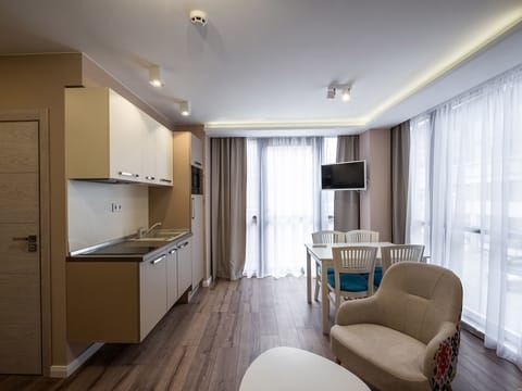 Private kitchenette