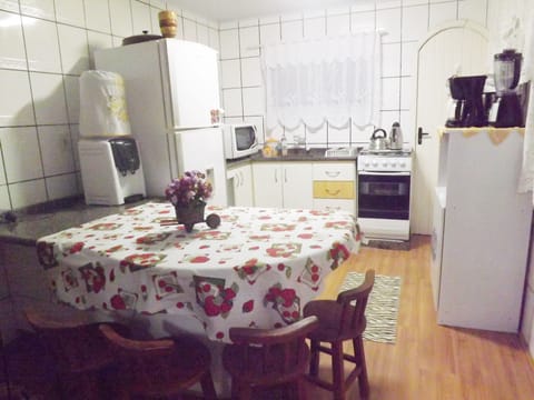 Family Quadruple Room | Private kitchen