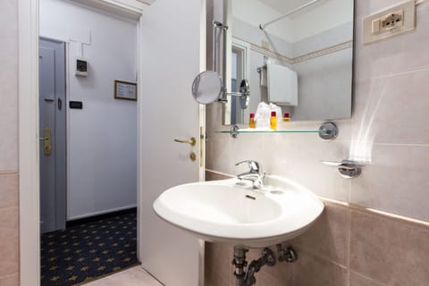 Double Room, Annex Building | Bathroom sink