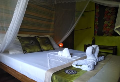 Green Villa, Bungalow  | In-room safe, individually decorated, individually furnished, free WiFi