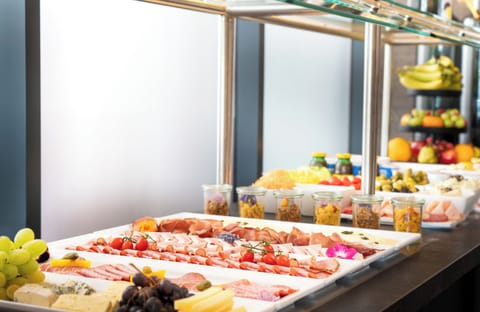 Daily buffet breakfast (EUR 16 per person)