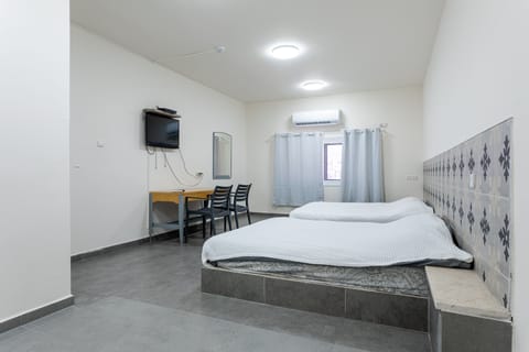 Quadruple Room | Minibar, free WiFi, bed sheets