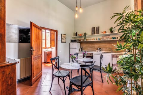 32-inch Smart TV with digital channels