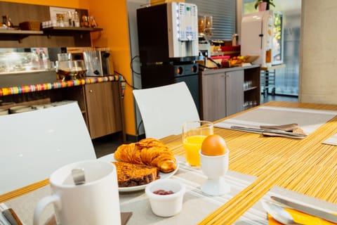 Daily buffet breakfast (EUR 10 per person)