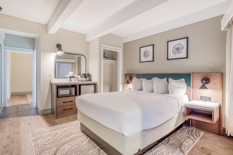 Premium bedding, blackout drapes, iron/ironing board, free WiFi