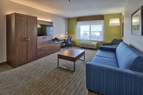 Suite, 1 Bedroom | Room amenity