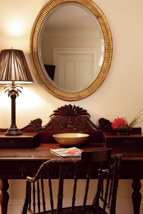 Garden | Egyptian cotton sheets, premium bedding, Tempur-Pedic beds, in-room safe