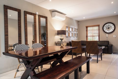 Mareba Court No 9 | 2 bedrooms, premium bedding, pillowtop beds, in-room safe