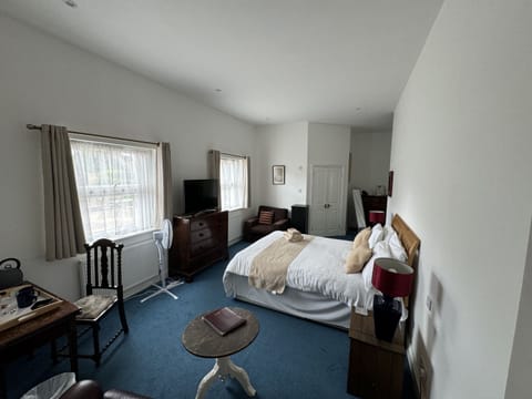 Double Room, Ensuite, Garden View (Large) | 1 bedroom