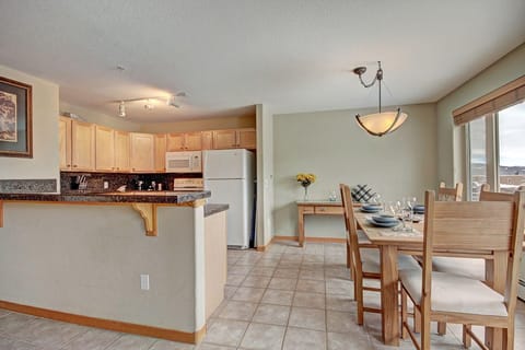 Condo, 2 Bedrooms | Private kitchen | Fridge, microwave, oven, dishwasher