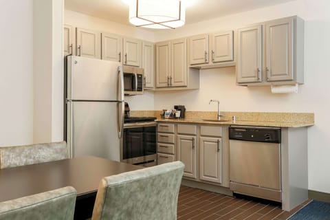 Suite, 1 King Bed, Kitchen | Private kitchen | Coffee/tea maker