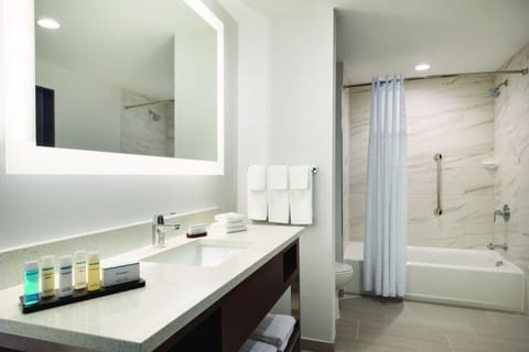 Suite, 2 Queen Beds, Non Smoking (1 Bedroom) | Bathroom | Deep soaking tub, free toiletries, towels