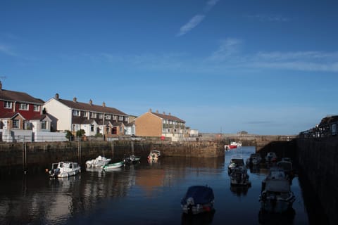 Stunning harbourside location