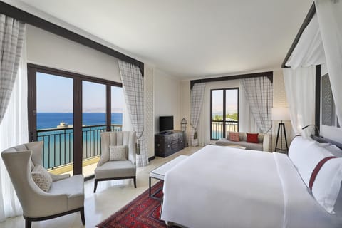 Suite, 1 King Bed, Balcony, Sea View | Frette Italian sheets, premium bedding, down comforters, minibar