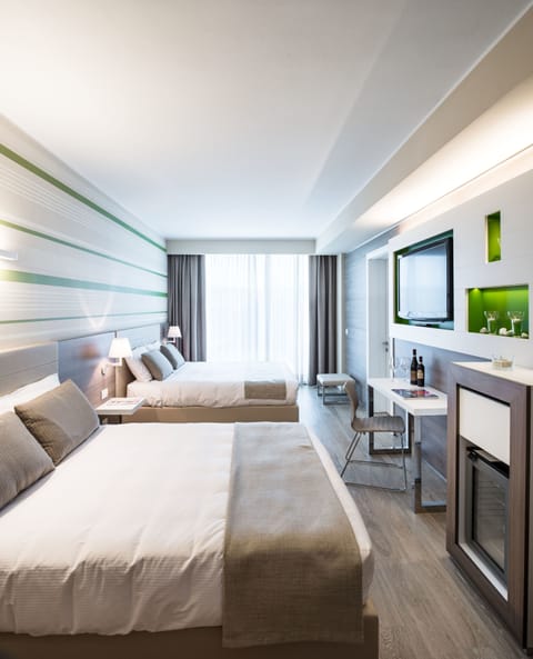 Premium bedding, minibar, in-room safe, desk