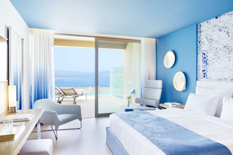 Double Room, Sea View (Shared Pool) | Hypo-allergenic bedding, minibar, in-room safe, desk