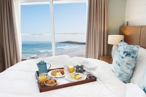 Deluxe Double or Twin Room, Balcony, Sea View | Pillowtop beds, individually decorated, individually furnished, desk
