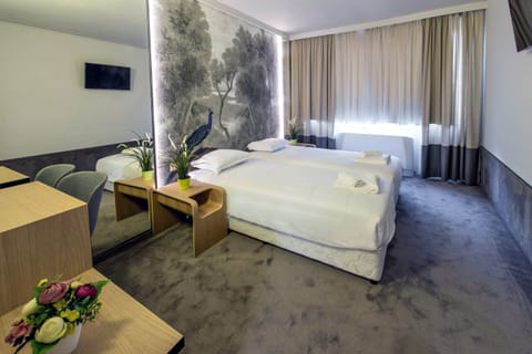 Economy Double Room | Premium bedding, minibar, desk, free WiFi