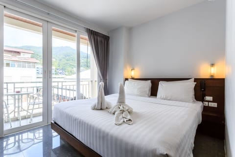 Superior Double Room | Minibar, in-room safe, soundproofing, free WiFi