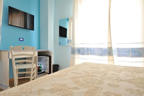 Panoramic Double Room, 1 King Bed, Non Smoking, Balcony | Premium bedding, minibar, desk, soundproofing