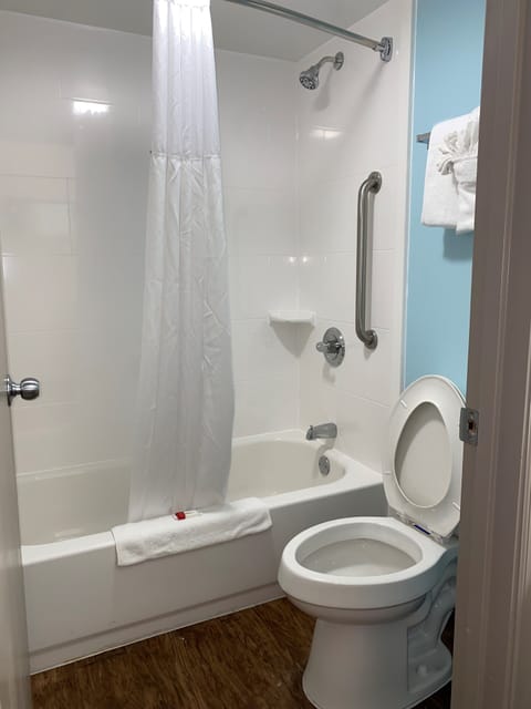 Room, 2 Queen Beds, Accessible, Non Smoking (Mobility, Roll-In Shower) | Bathroom | Combined shower/tub, hair dryer, towels