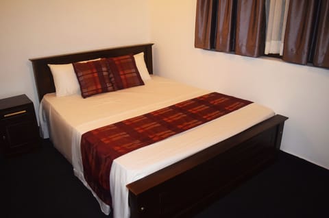 Standard Double Room with Shared Bathroom | 1 bedroom, desk, free WiFi