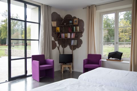 Family House, Terrace, Park View | Premium bedding, individually decorated, individually furnished, desk