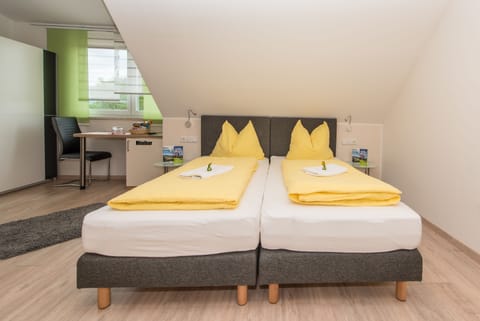 Standard Double Room, 1 Double Bed | Premium bedding, minibar, desk, laptop workspace