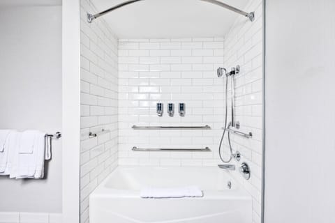 Combined shower/tub, eco-friendly toiletries, hair dryer, towels