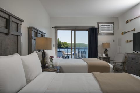 Room, Lake View (Lodge) | Premium bedding, iron/ironing board, bed sheets