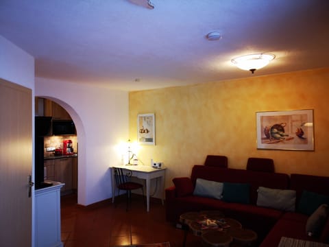Comfort Apartment, 2 Bedrooms, Mountain View | Living area | Smart TV, video-game console, Netflix, DVD player