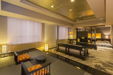 Japanese Suite "Nagomi", Non Smoking | Living area | Flat-screen TV