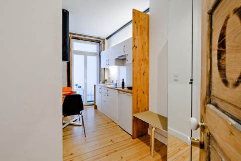 Studio, Balcony | Private kitchen | Fridge, microwave, stovetop, espresso maker