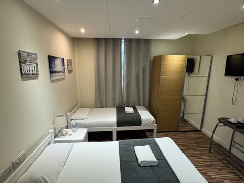 Standard Double or Twin Room, Shared Bathroom | Wardrobe