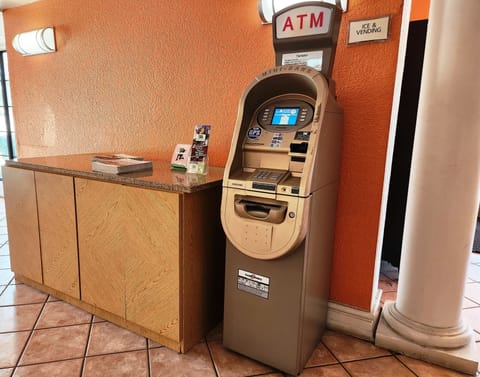 ATM/banking on site