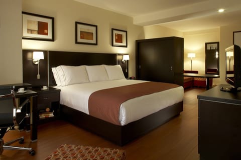 Pillowtop beds, in-room safe, blackout drapes, soundproofing