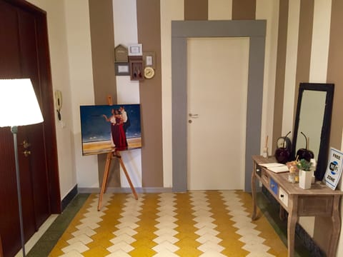 Comfort Apartment | Living area | Flat-screen TV