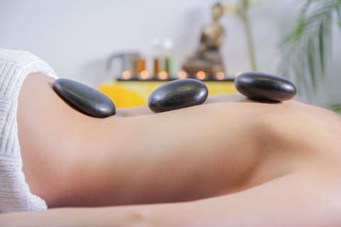 Sauna, body treatments, aromatherapy, hot stone massages