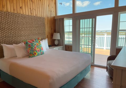Oyster Cottage | 1 bedroom, premium bedding, individually decorated