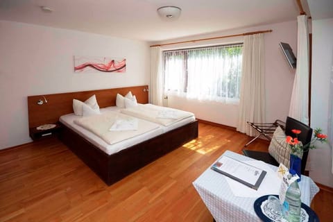 Double or Twin Room | Free WiFi, bed sheets