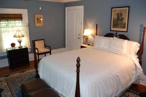 Room, 1 Full size or Queen size Bed, Shared Bathroom and Period Antiques | Iron/ironing board, free WiFi, bed sheets