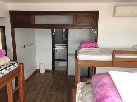 Standard Suite, Women only | Minibar, free WiFi, bed sheets