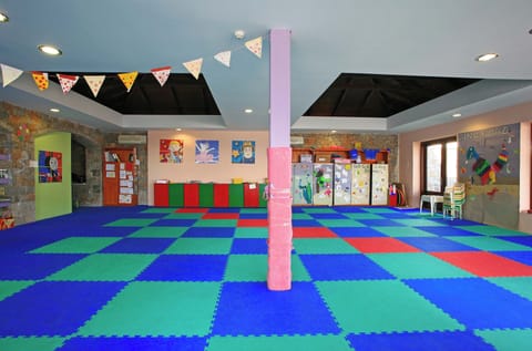 Children's play area - indoor