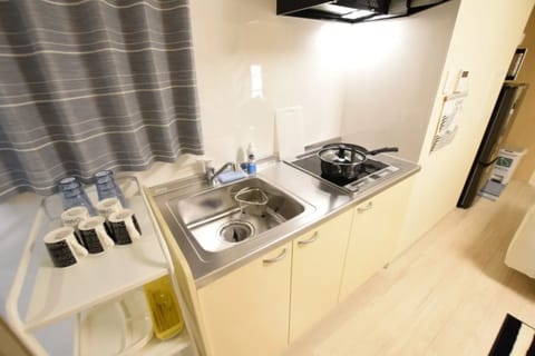 1 Bedroom Apartment (4A) | Private kitchen | Fridge, microwave, stovetop, rice cooker