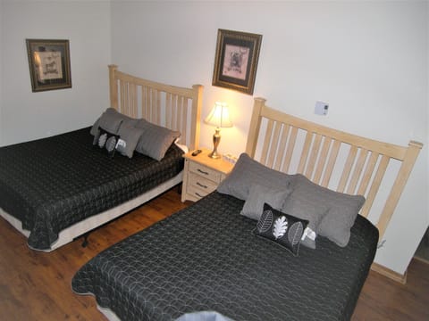 Apartment (0 Bedroom) | Individually decorated, individually furnished, free WiFi, bed sheets