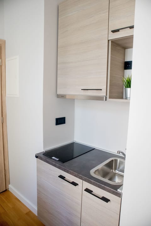 Standard Studio | Private kitchenette | Electric kettle