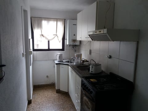 Comfort Apartment, 1 Bedroom, City View | Private kitchen | Full-size fridge, microwave, oven, stovetop