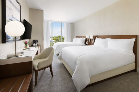 Double Room (Queen, Water View) | Egyptian cotton sheets, premium bedding, down comforters, pillowtop beds